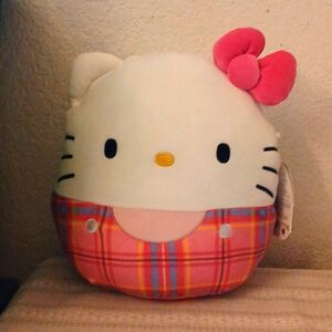 12 inch Hello Kitty squishmallow